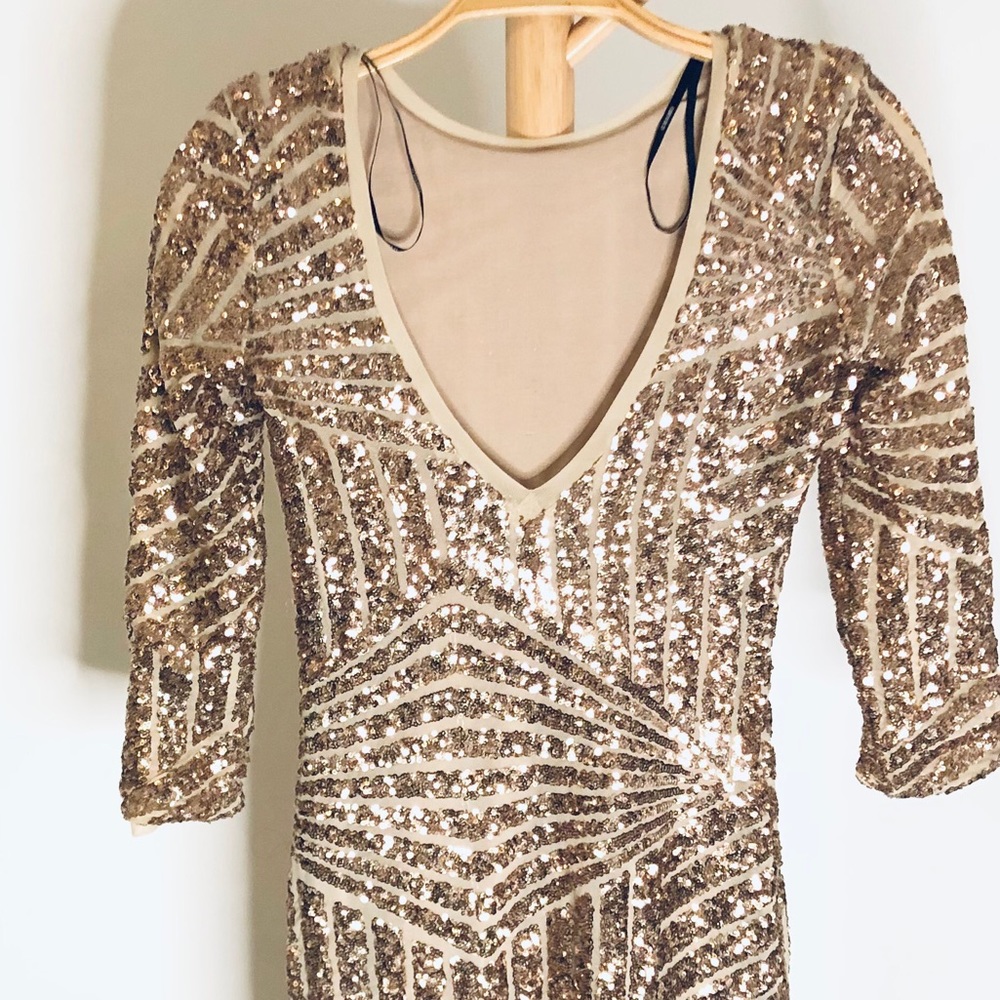 F21 ROSE GOLD SEQUIN DRESS - Picture 3 of 5